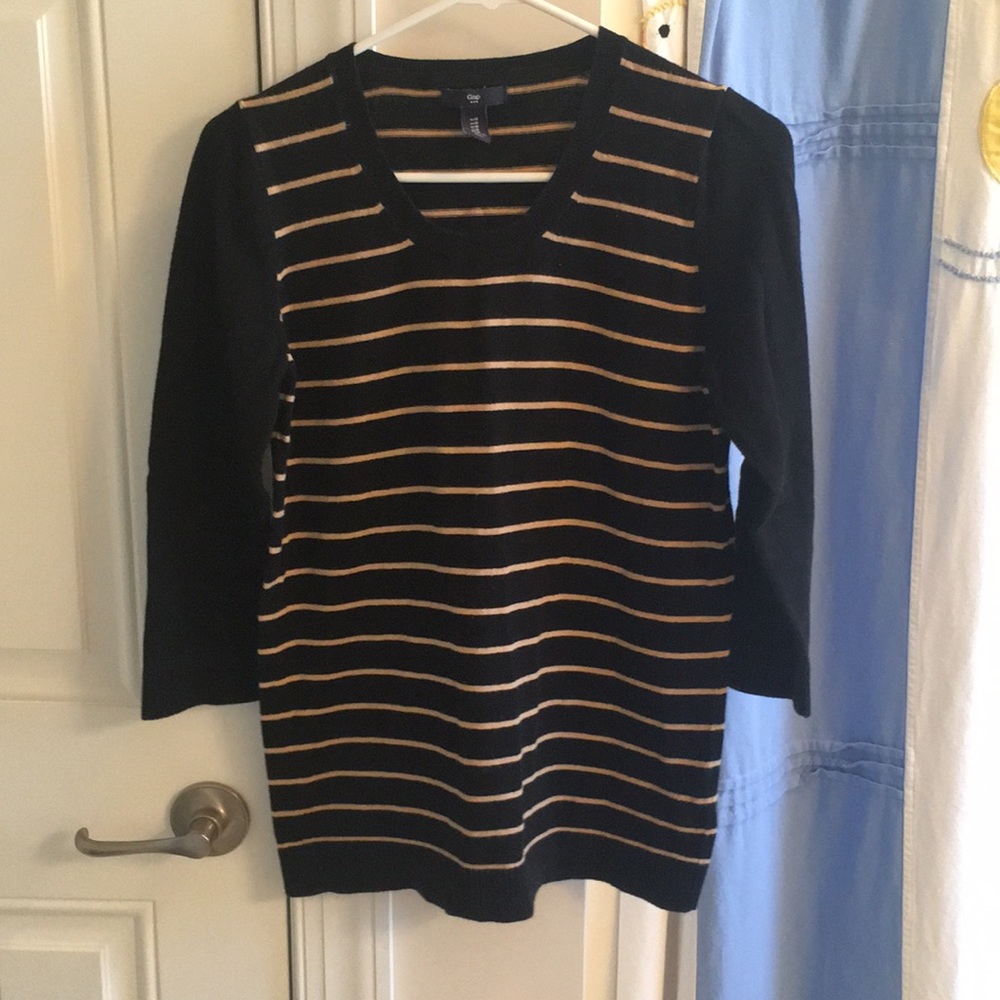 Gap Sweater